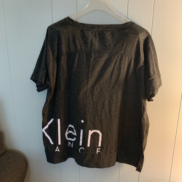 Calvin Klein Performance Tee - Picture 5 of 5